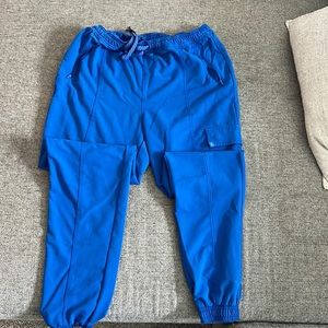Jaanuu jogger scrub pants!